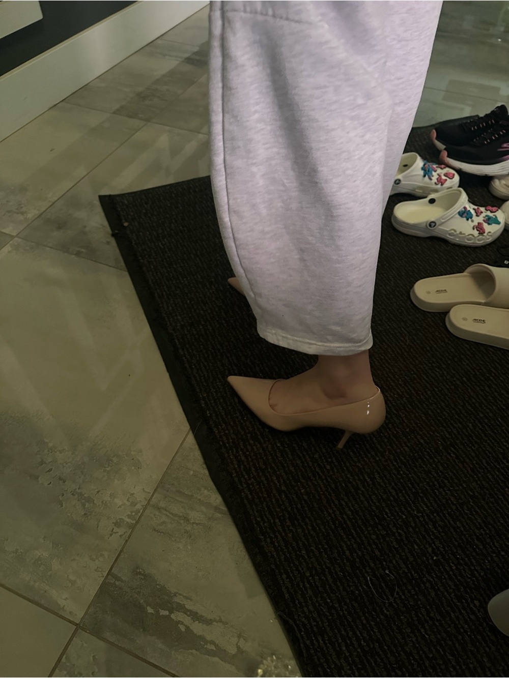 Nude glossy heels brand new 7.5